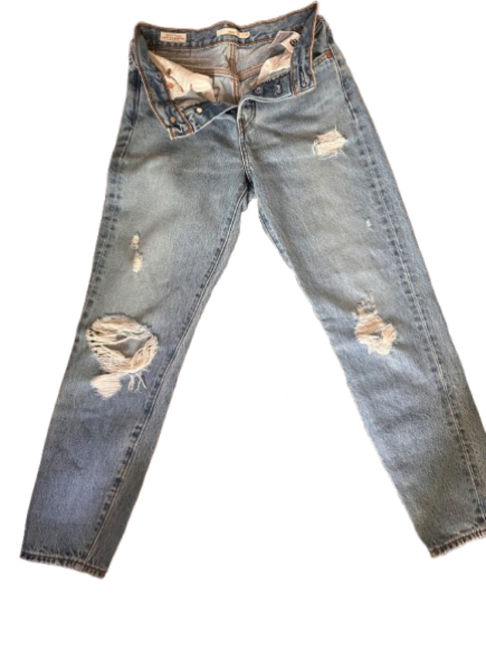 Levi's Women's Light Blue Distressed Skinny Jeans